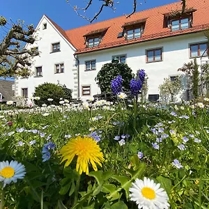 Hotel Montfort-schloessle, Lindau (Bodensee)